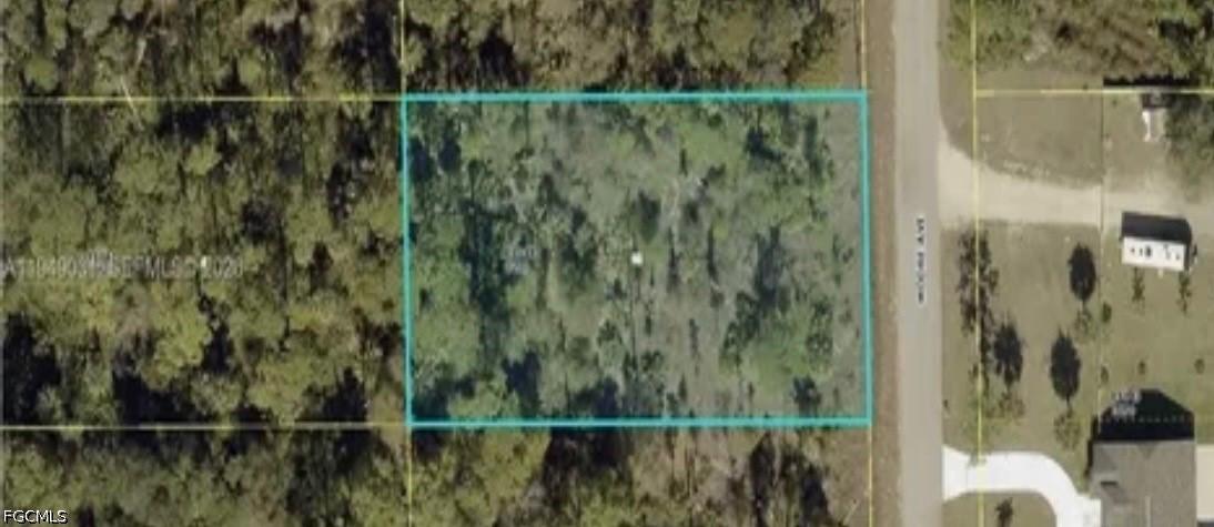715 Moore Ave., Lehigh Acres, FL 33972