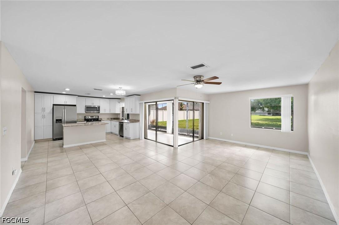 919 SE 5th Pl., Cape Coral, FL 33990