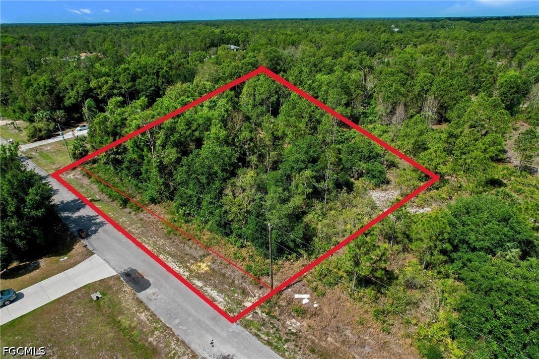 311 Scott Ave., Lehigh Acres, FL 33936
