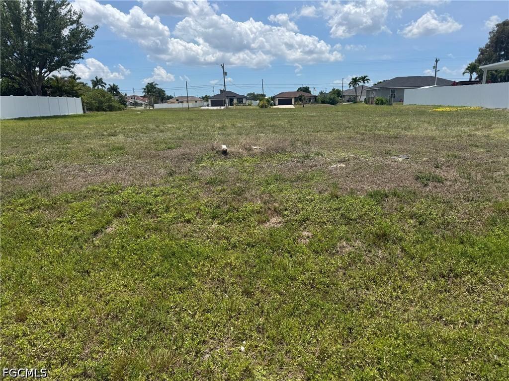 1008 NW 16th Ter., Cape Coral, FL 33993