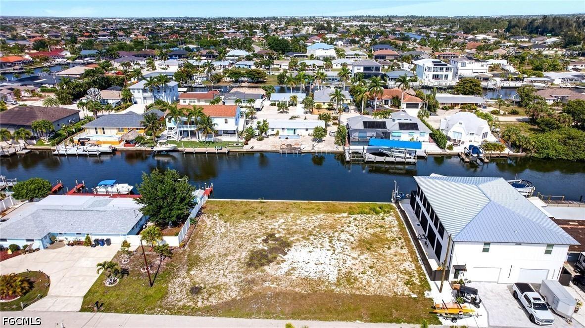 12262 Moon Shell Dr., Matlacha Isles, FL 33991