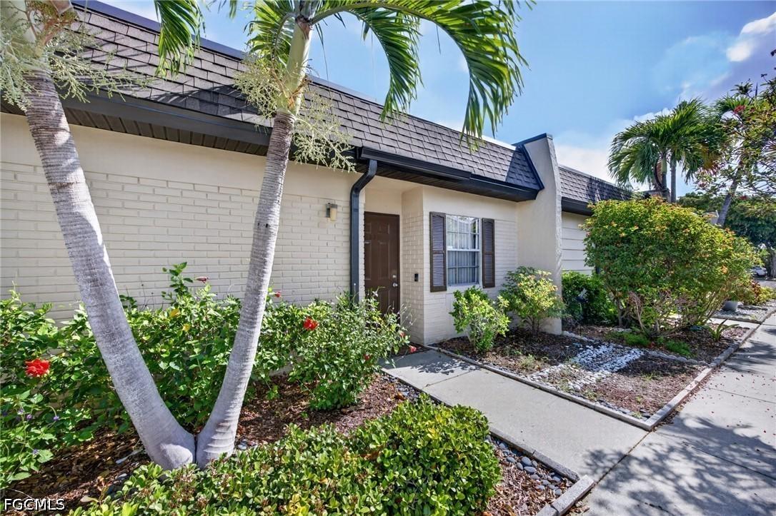 6300 S Pointe Blvd. #327, Fort Myers, FL 33919
