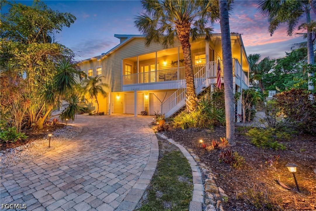 14221 Clubhouse Dr., Bokeelia, FL 33922