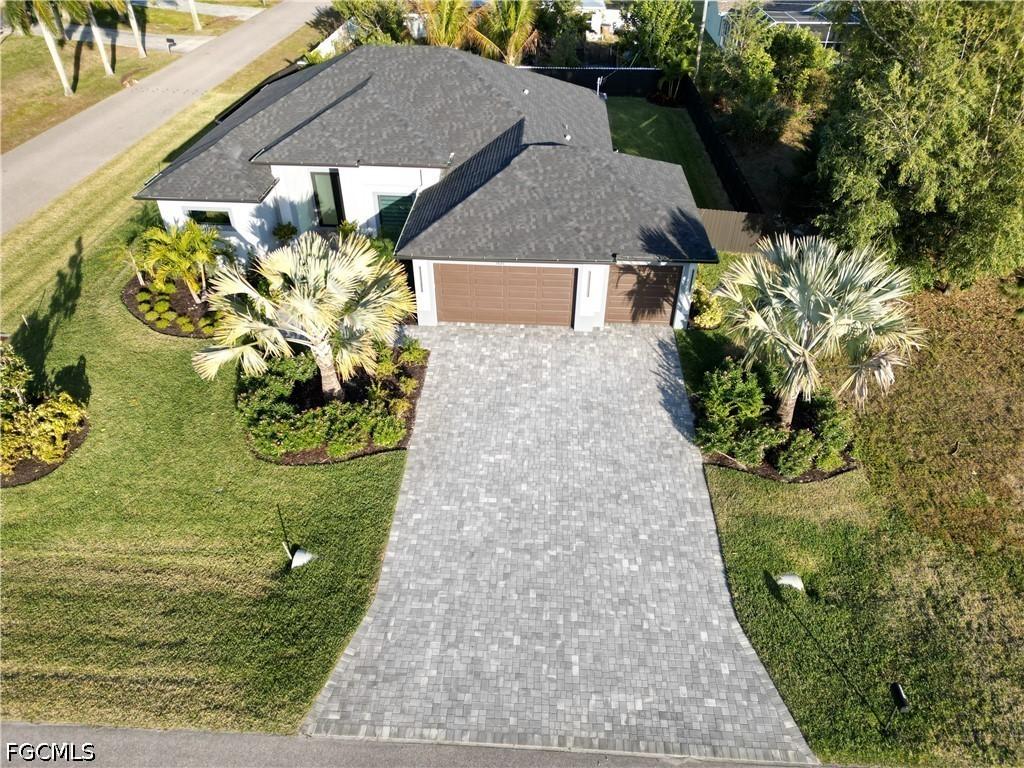 1621 SW 10th Pl., Cape Coral, FL 33991