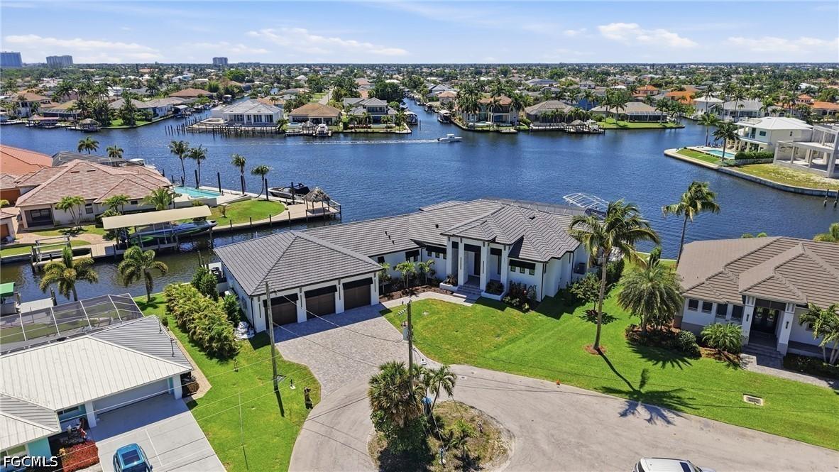 5201 Seagull Ct., Cape Coral, FL 33904