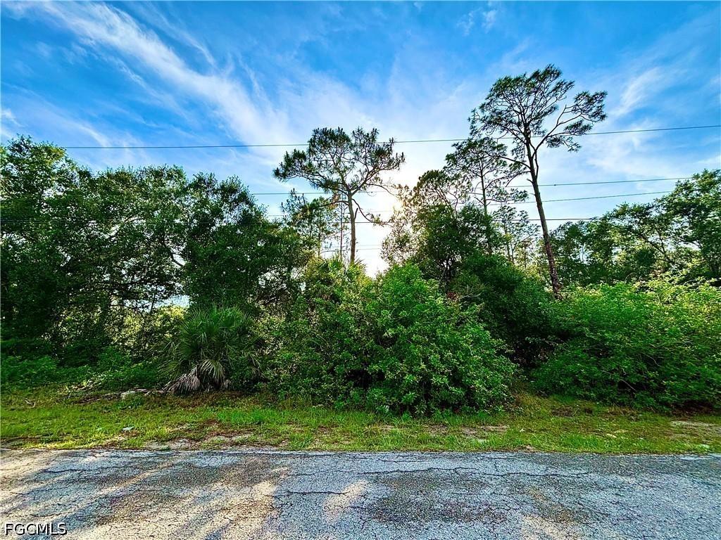 907 Fitch Ave., Lehigh Acres, FL 33972