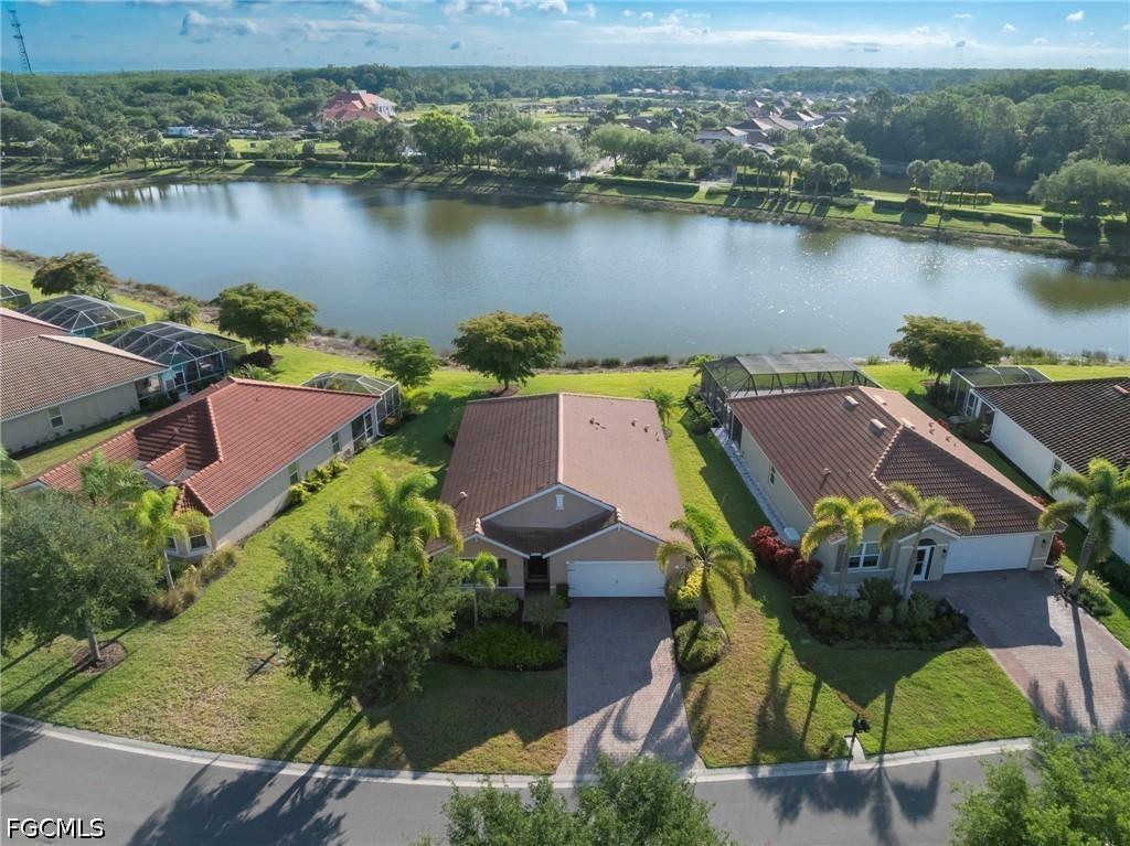2897 Apple Blossom Dr., Alva, FL 33920