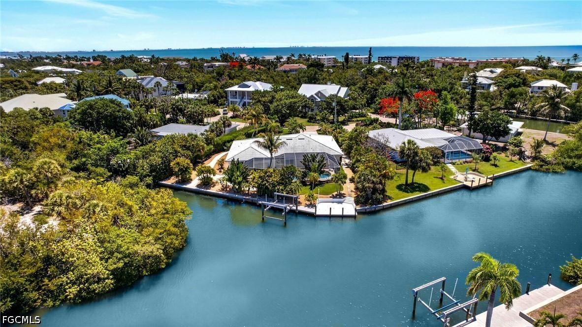 738 Anchor Dr., Sanibel, FL 33957