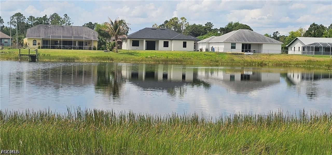 746 Chattman St., Lehigh Acres, FL 33974