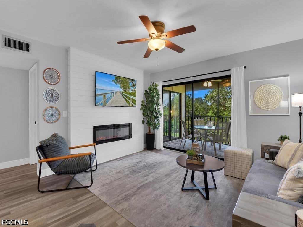 8474 Charter Club Cir. #14, Fort Myers, FL 33919