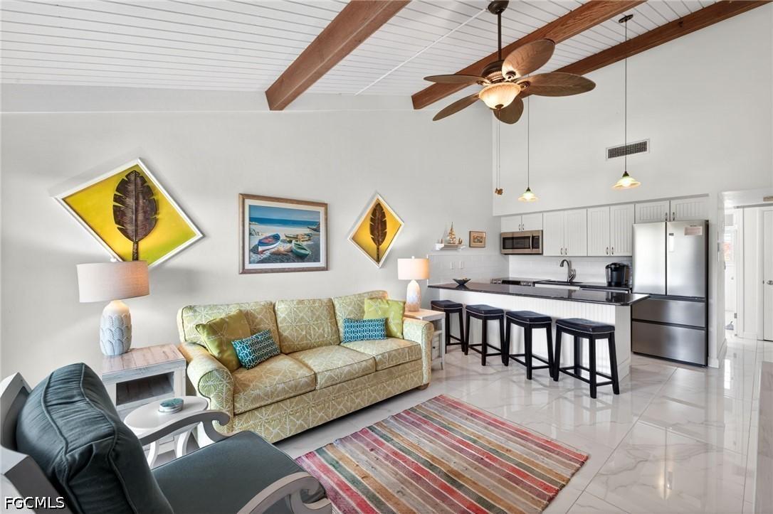 1250 Tennisplace Ct. #D33, Sanibel, FL 33957