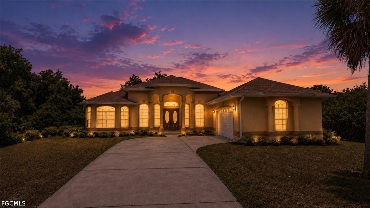 400 Clayton Ave., Lehigh Acres, FL 33972