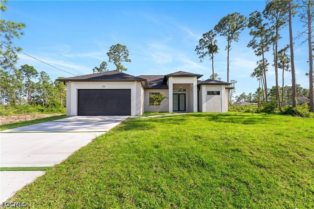 718 Phelps St., Lehigh Acres, FL 33974