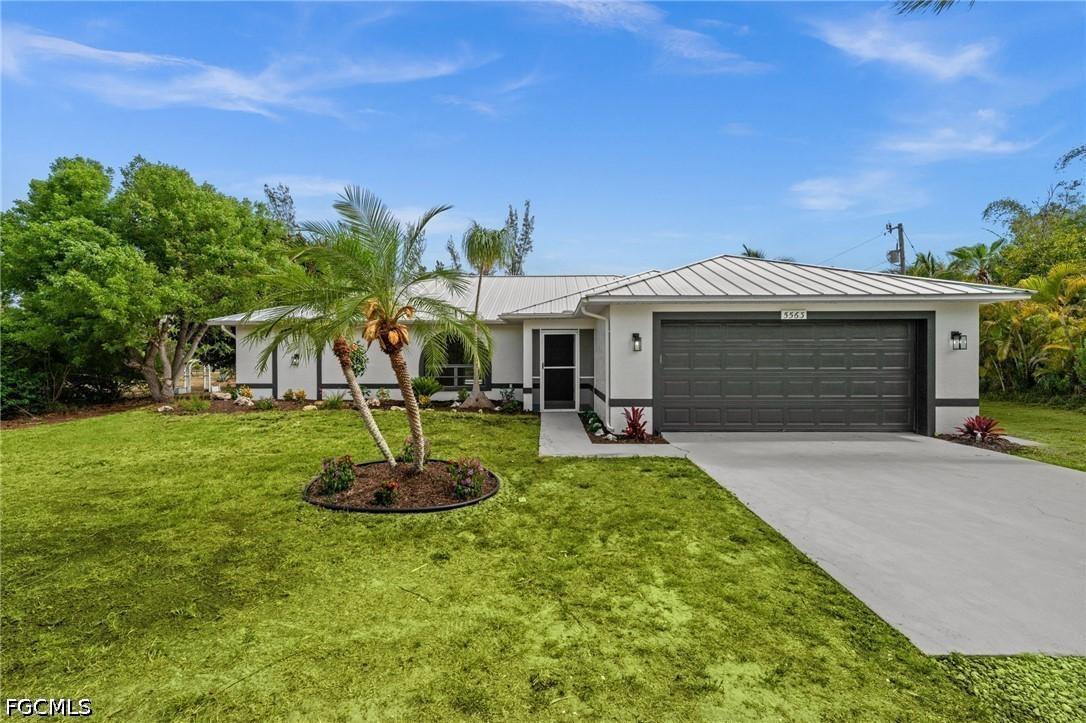 5563 Bay Point Rd., Bokeelia, FL 33922