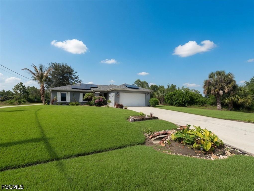 3218 43rd St., Lehigh Acres, FL 33971