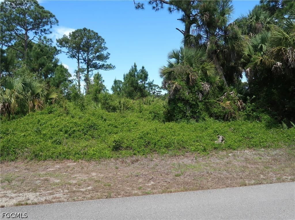 638 Glenquist Ave., Lehigh Acres, FL 33974