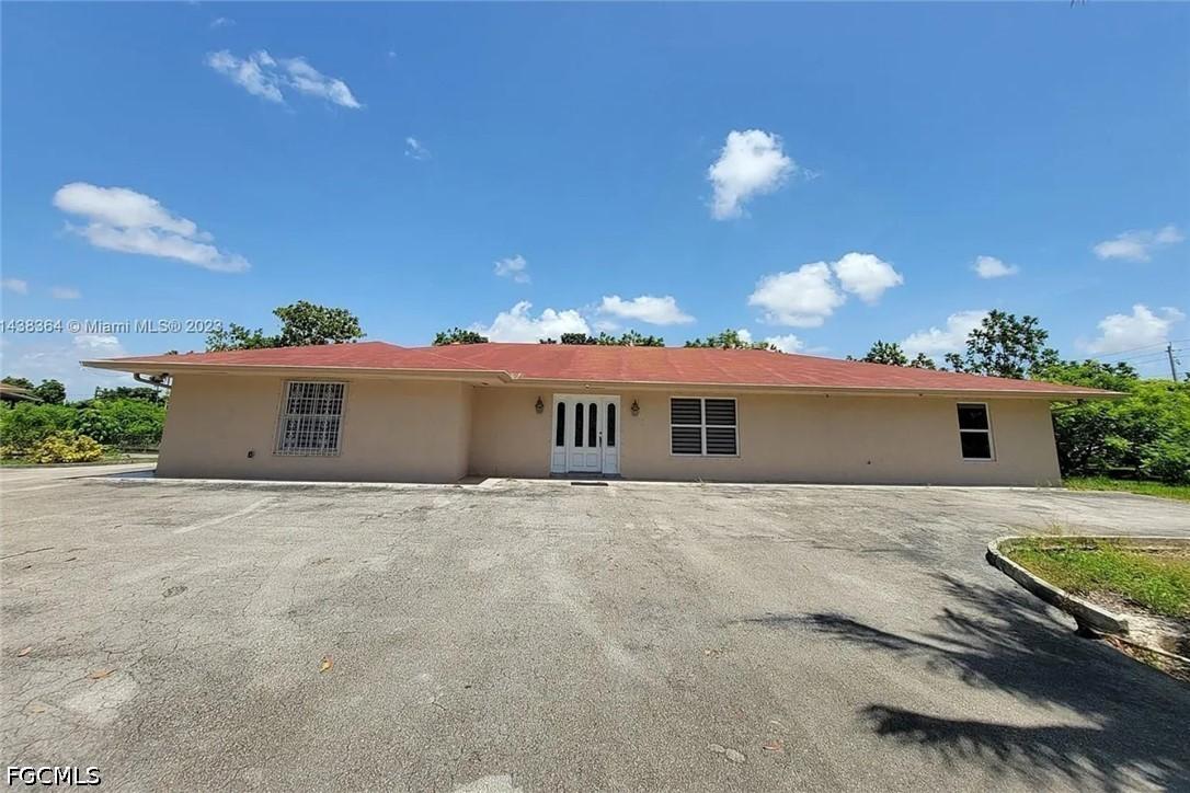 15900 SW 197th Ave., Miami, FL 33187