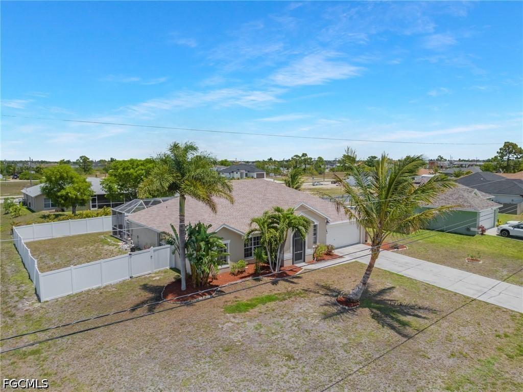 1709 NW 15th Ter., Cape Coral, FL 33993