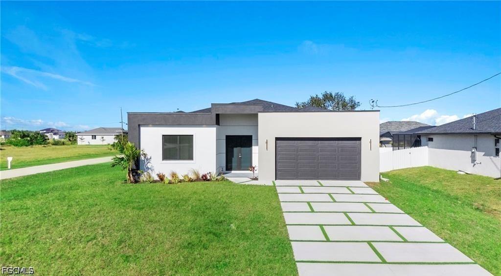 4233 Jacaranda Pkwy., Cape Coral, FL 33993