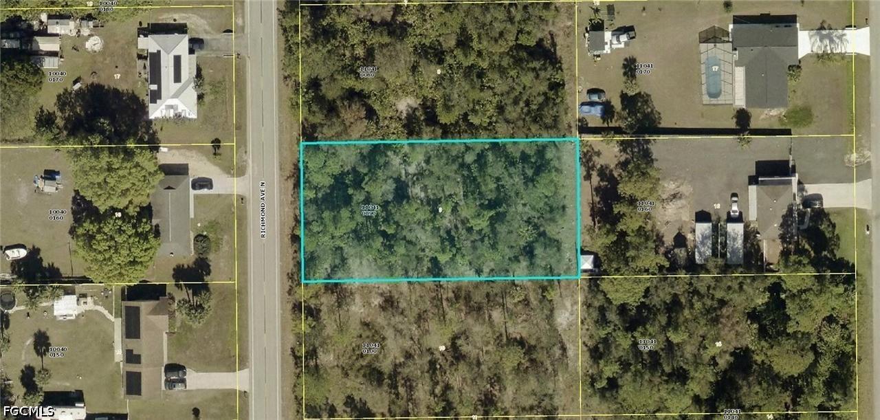 706 Richmond Ave., Lehigh Acres, FL 33972