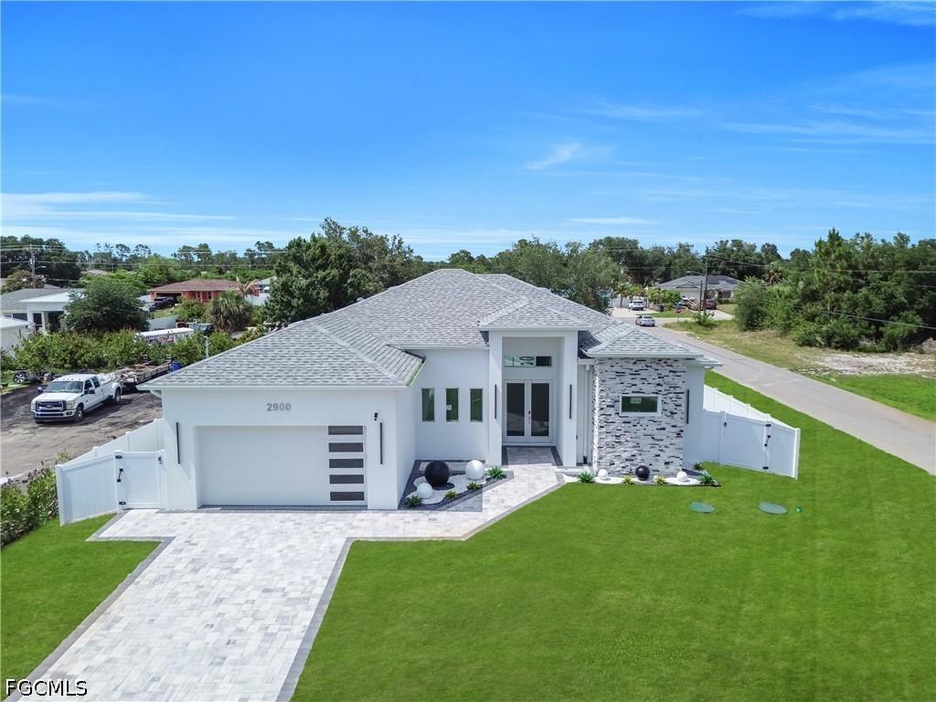 2900 41st St., Lehigh Acres, FL 33976