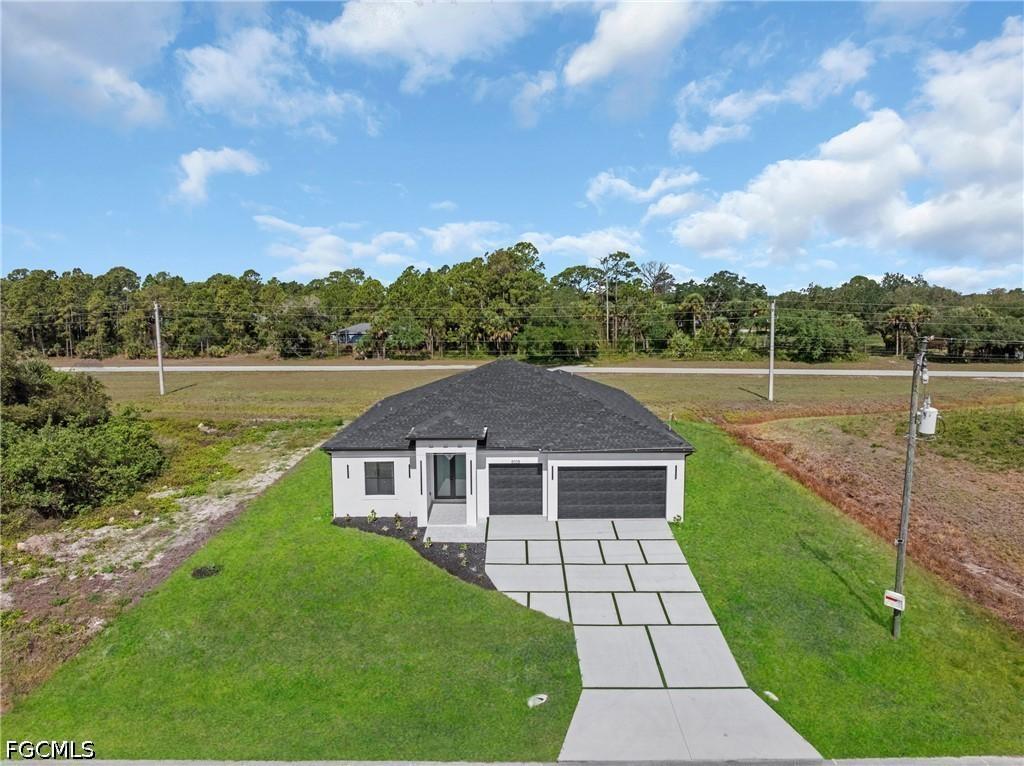 8005 Sunrise Cir., Labelle, FL 33935