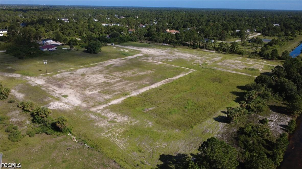 1053 Gladys St., Lehigh Acres, FL 33974