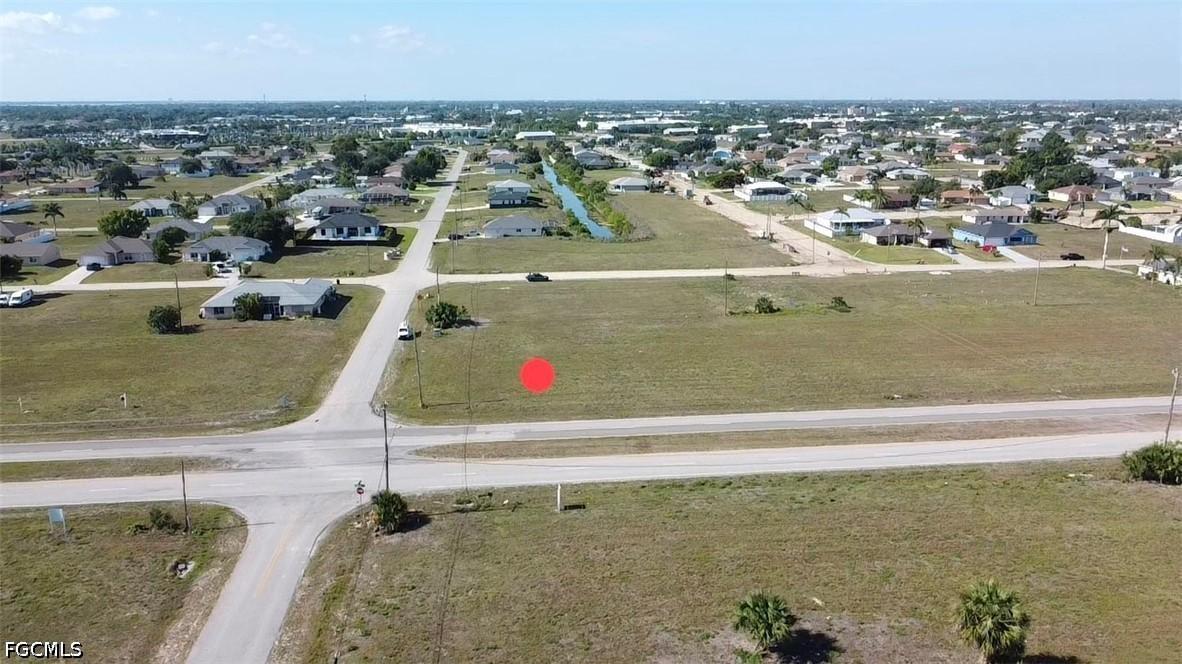 2098 Diplomat Pkwy., Cape Coral, FL 33909