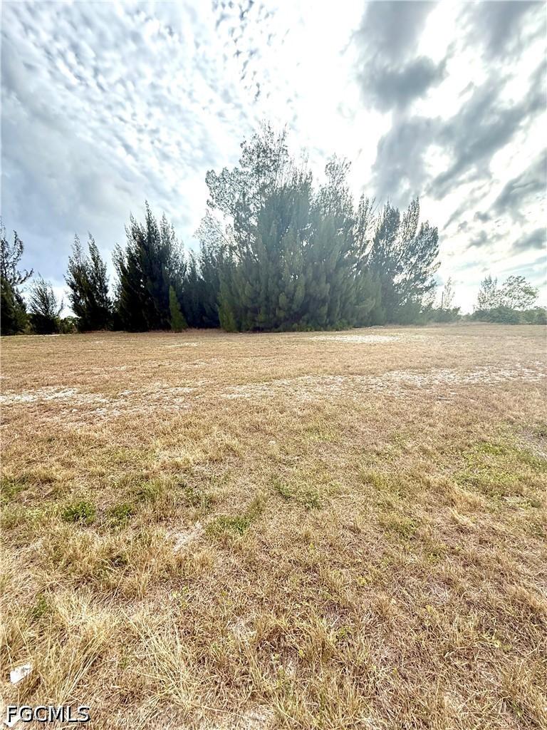 3644 NE 9th Pl., Cape Coral, FL 33909