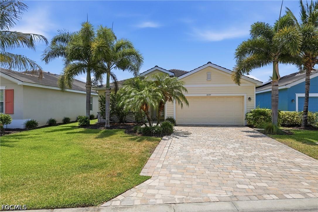 9577 Mirada Blvd., Fort Myers, FL 33908