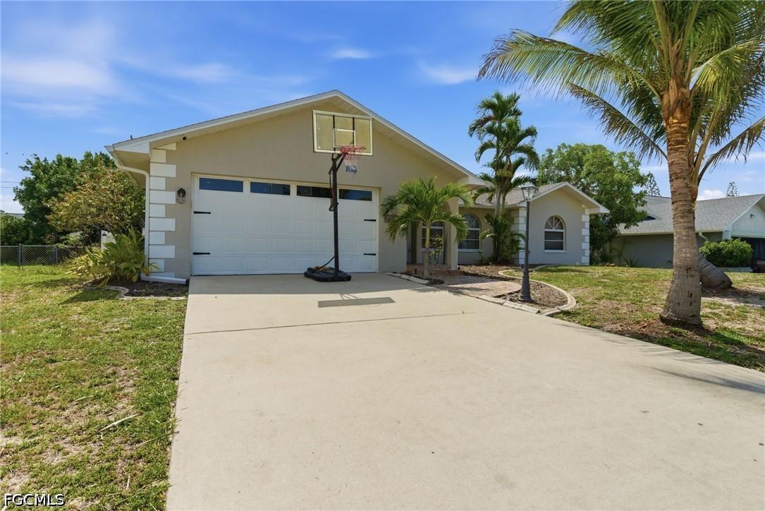 3803 Pelican Blvd., Cape Coral, FL 33914