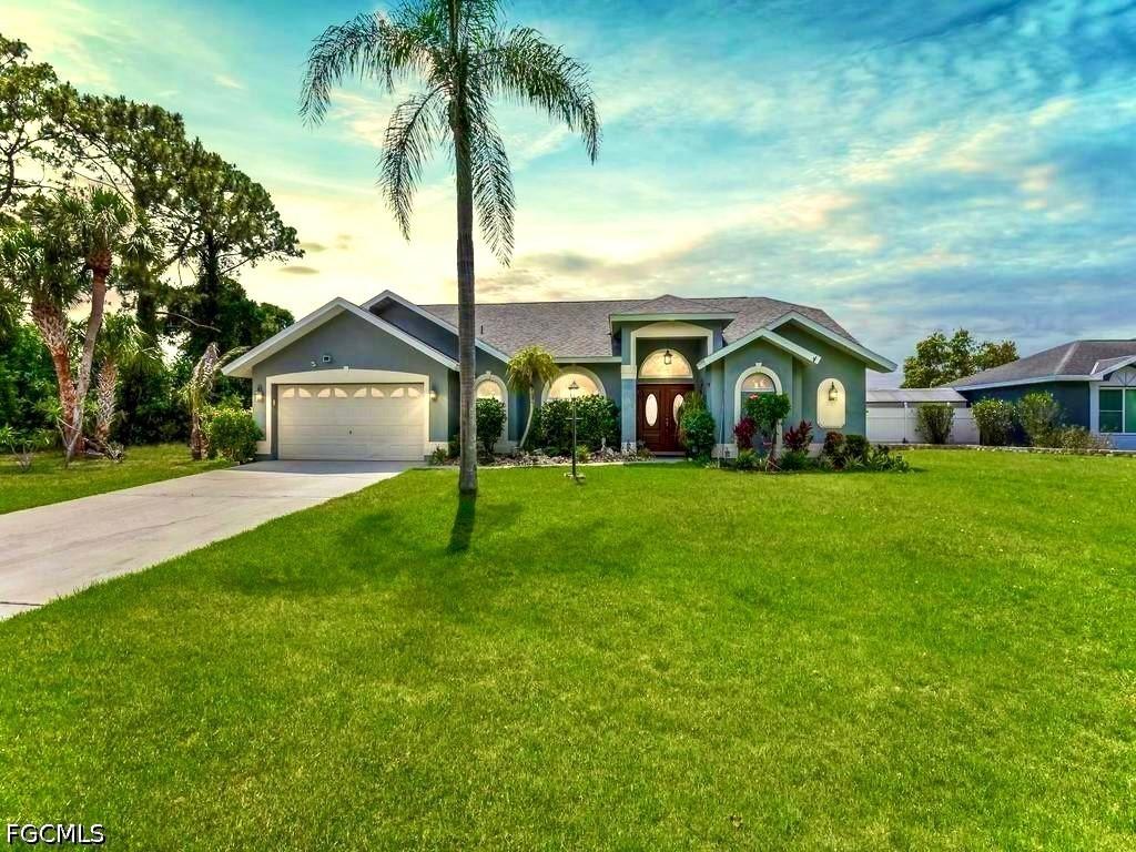 1623 Covington Meadows Cir., Lehigh Acres, FL 33936