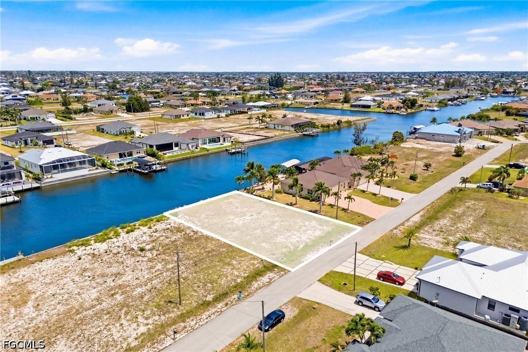 1511 NW 41st Pl., Cape Coral, FL 33993
