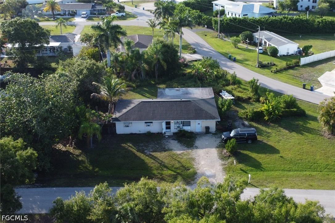 6701 Fiesta Ln., Fort Myers, FL 33919