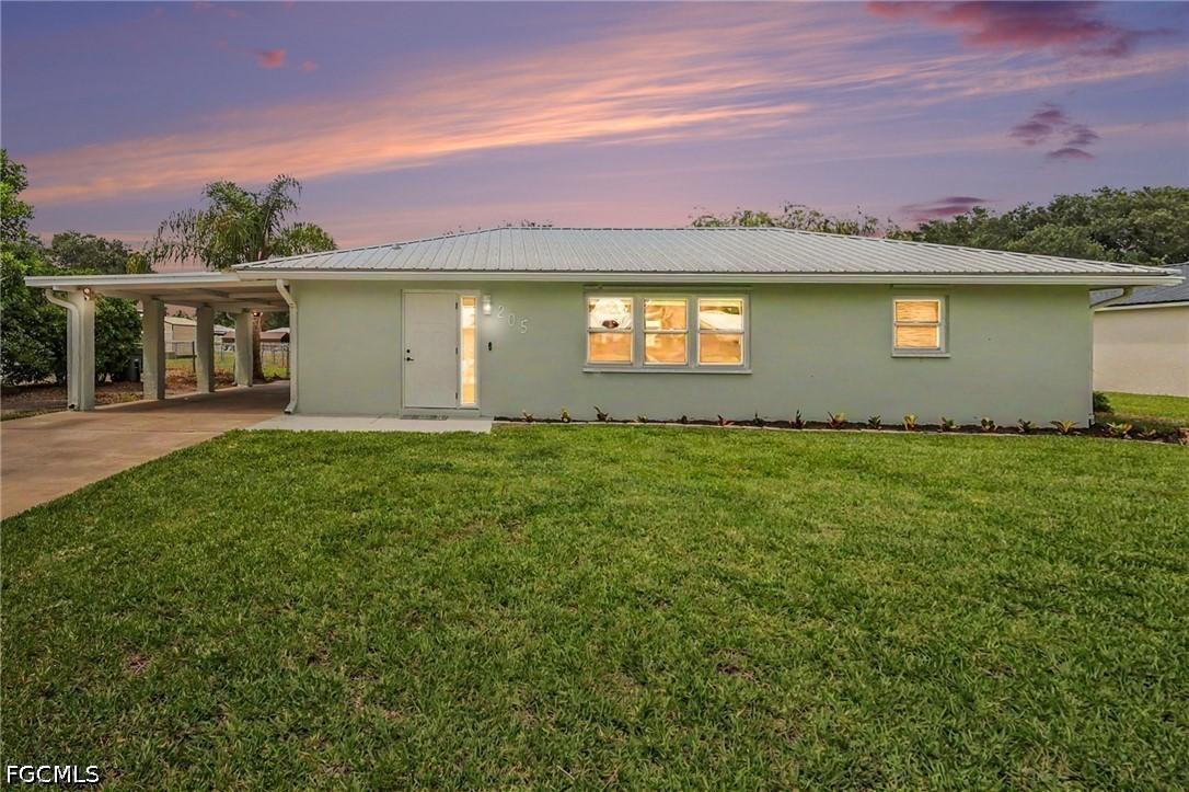205 E Sugarland Cir., Clewiston, FL 33440