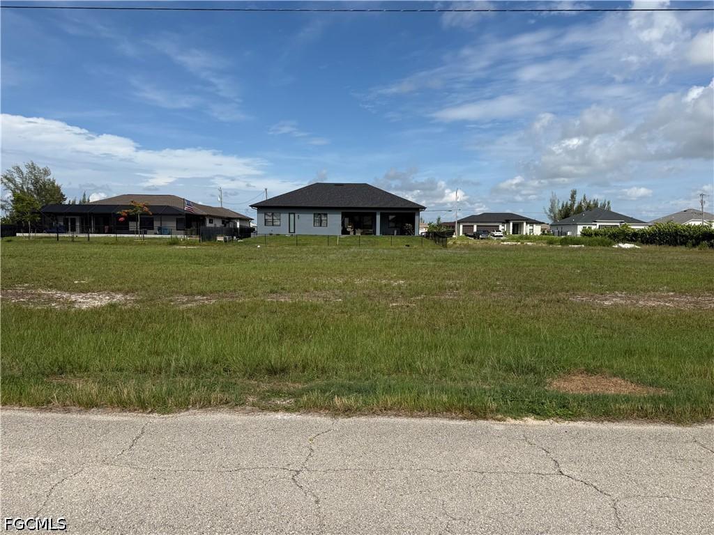 2023 NW 41st Pl., Cape Coral, FL 33993