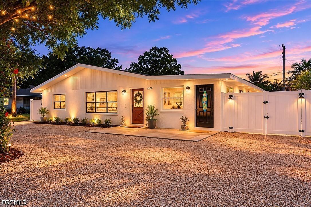 1200 Patterson Rd., Cape Coral, FL 33909