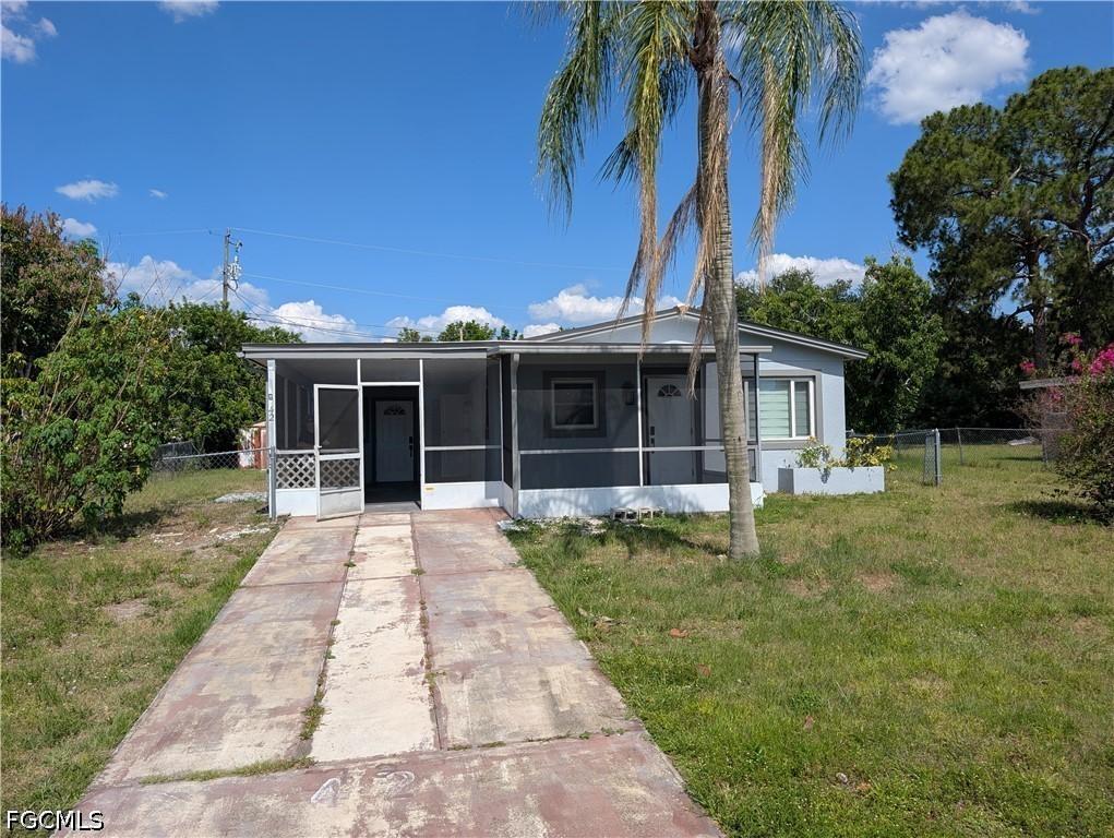 42 Andora St., Lehigh Acres, FL 33936