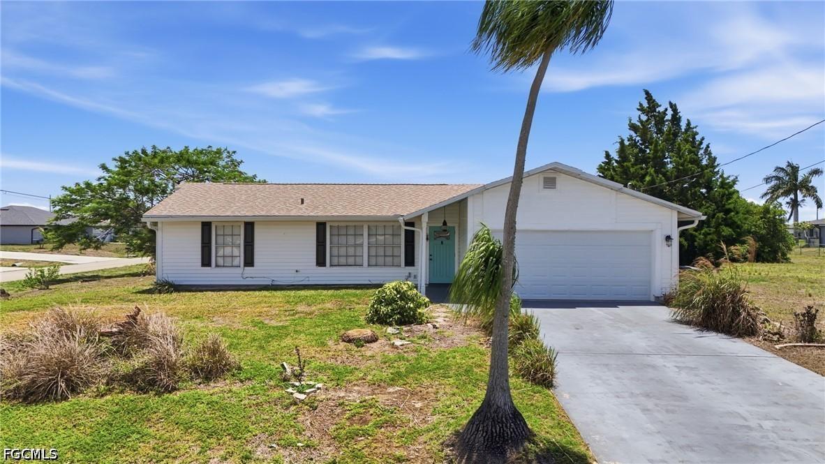 18 NW 26th Ter., Cape Coral, FL 33993
