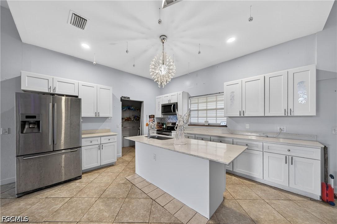 614 Jackson Ave., Lehigh Acres, FL 33972