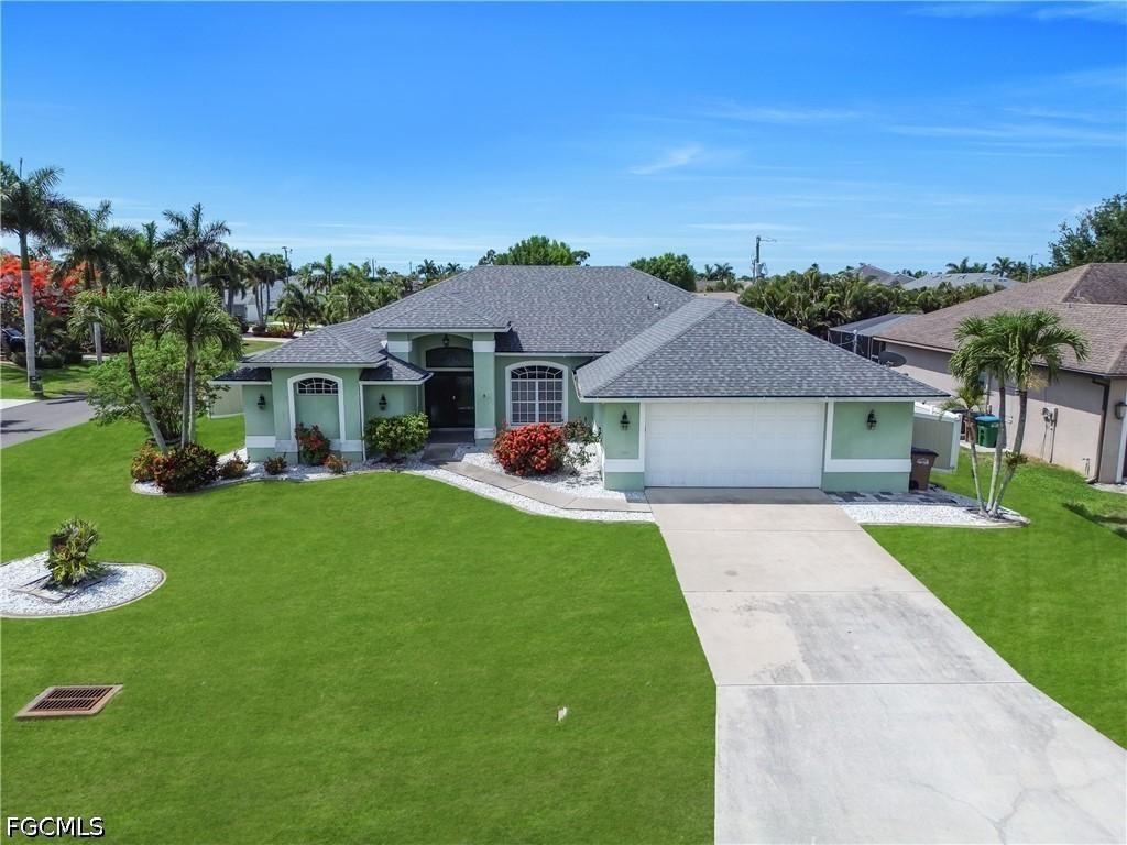 1722 SW 38th Ter., Cape Coral, FL 33914