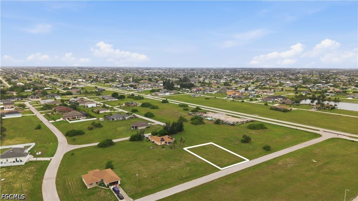 817 NW 31st Pl., Cape Coral, FL 33993