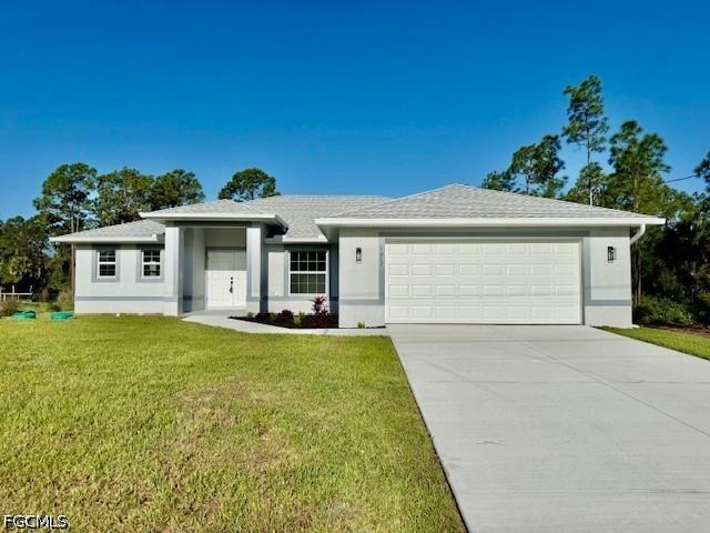 1017 Maple Ave., Lehigh Acres, FL 33972