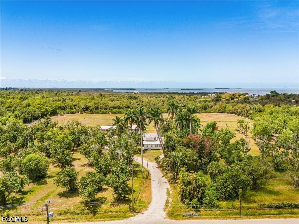 7535 Caloosa Dr., Bokeelia, FL 33922