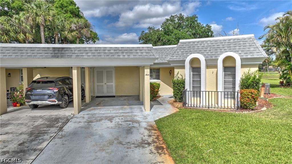 9 Park Lane Cir., Lehigh Acres, FL 33936