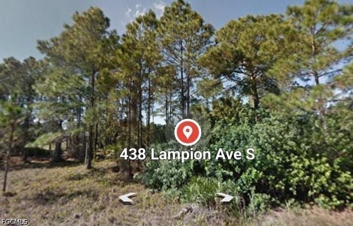 438 Lampion Ave., Lehigh Acres, FL 33974