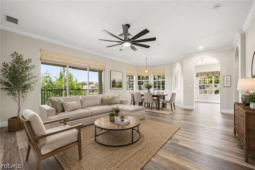 13921 Avon Park Cir. #204, Fort Myers, FL 33912