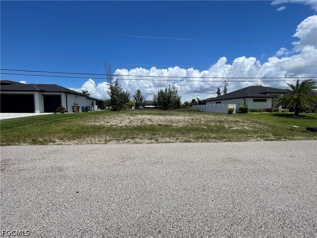 2111 SW 17th Pl., Cape Coral, FL 33991