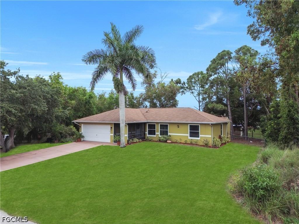 8434 Butternut Rd., Fort Myers, FL 33967