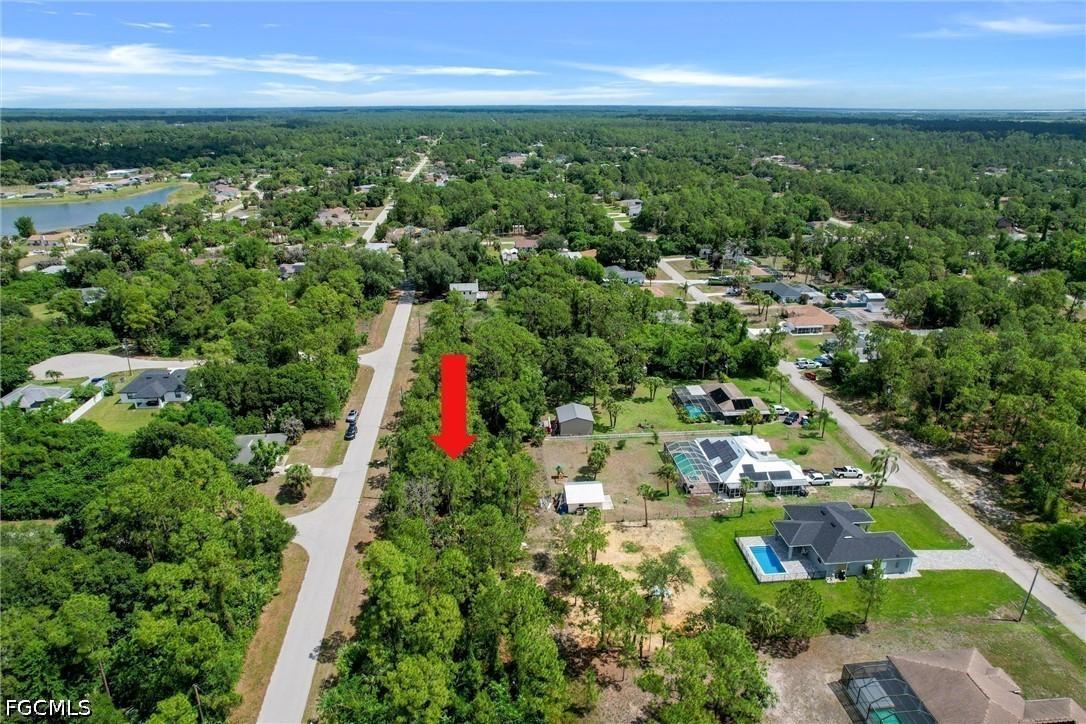 414 Hamilton Ave., Lehigh Acres, FL 33972